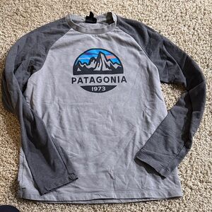 Patagonia Two-Tone Gray Long Sleeve Shirt